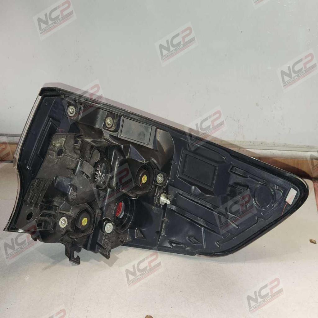 Corolla · NRE210 2018-2019