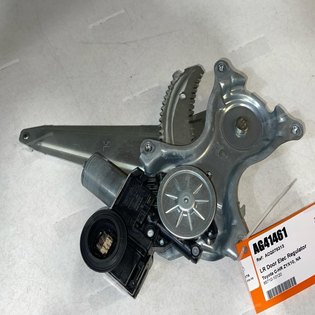 C-HR · NGX10