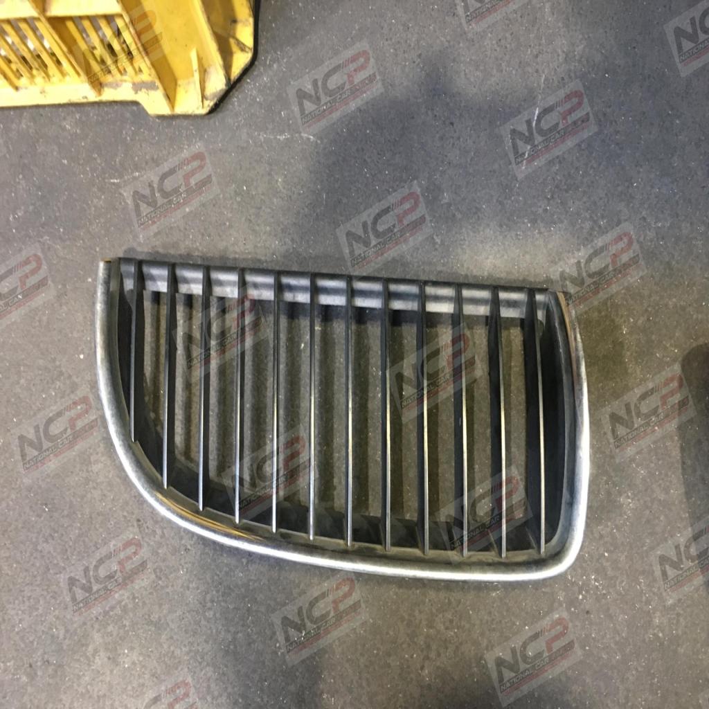 3 Series E90 · 320i 2005-2012