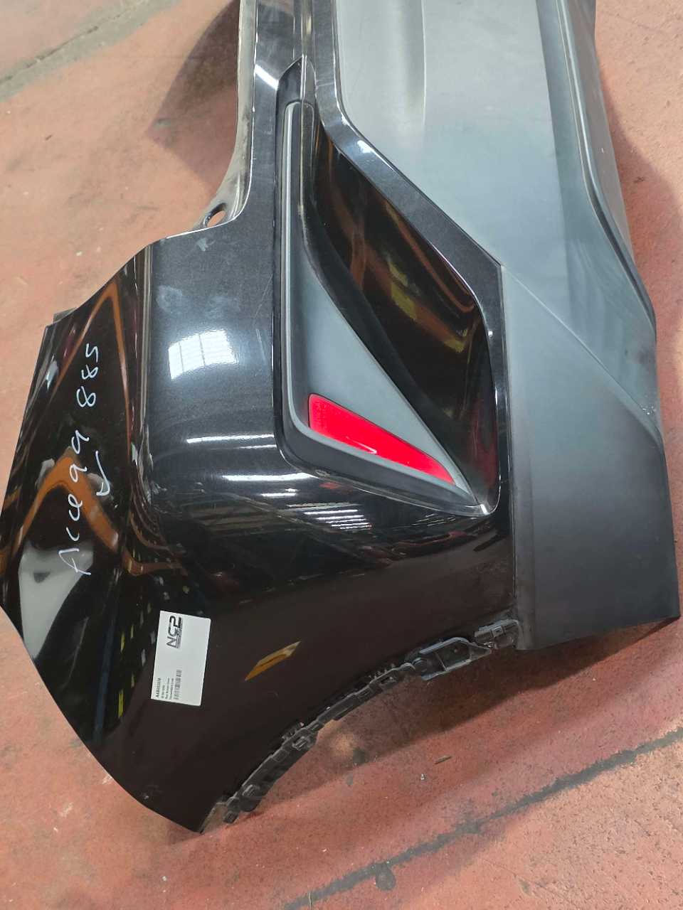 C-HR · NGX10