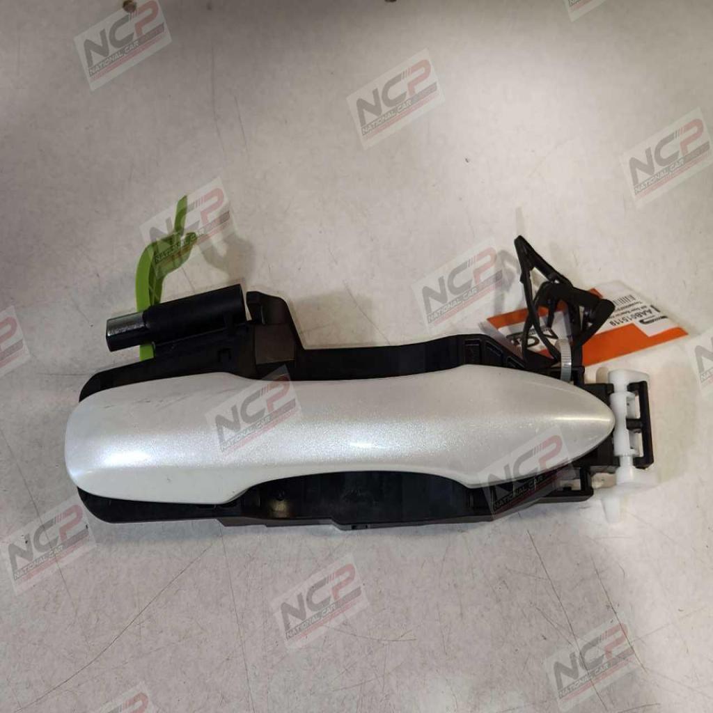 Yaris Cross · XP210 2020-on- y
