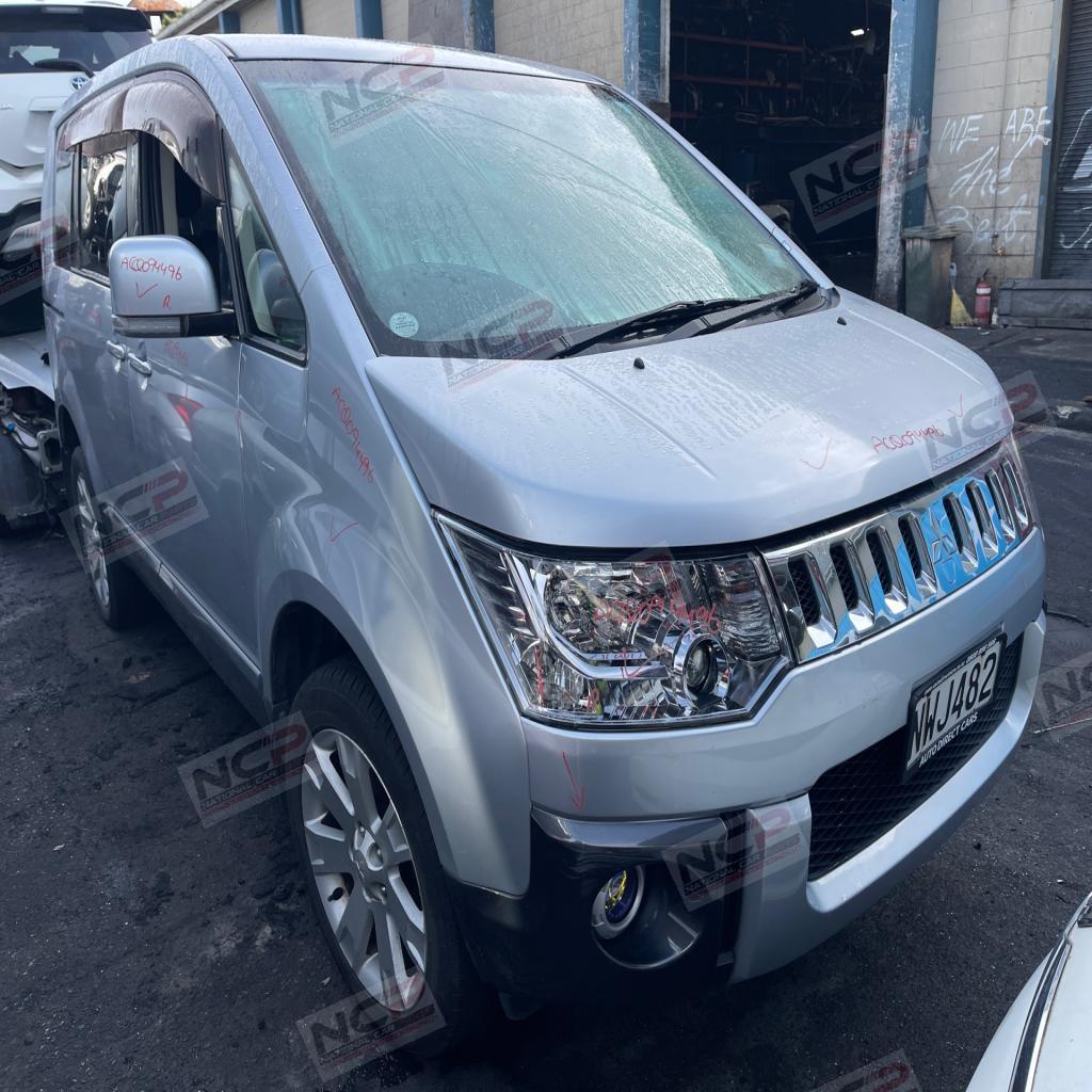 2012 Mitsubishi Delica