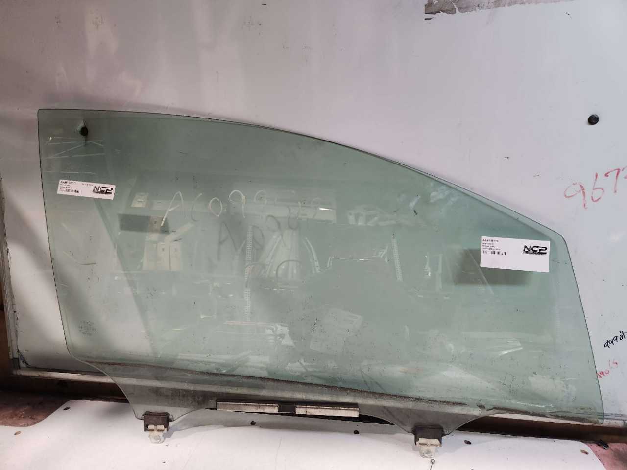 Auris · ZRE152