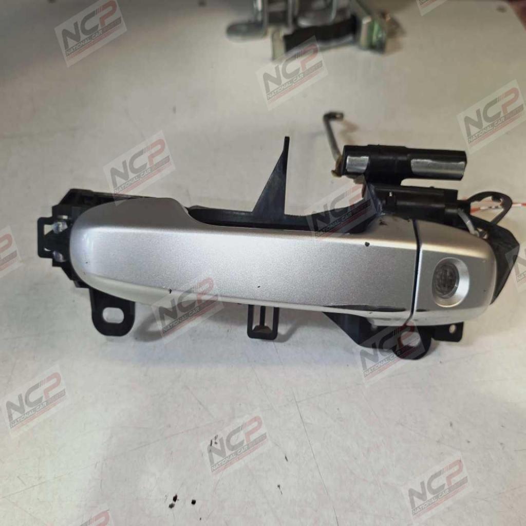 Yaris · NCP130-09/2017-vitz/Yaris