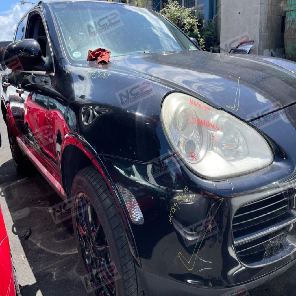 2004 Porsche Cayenne