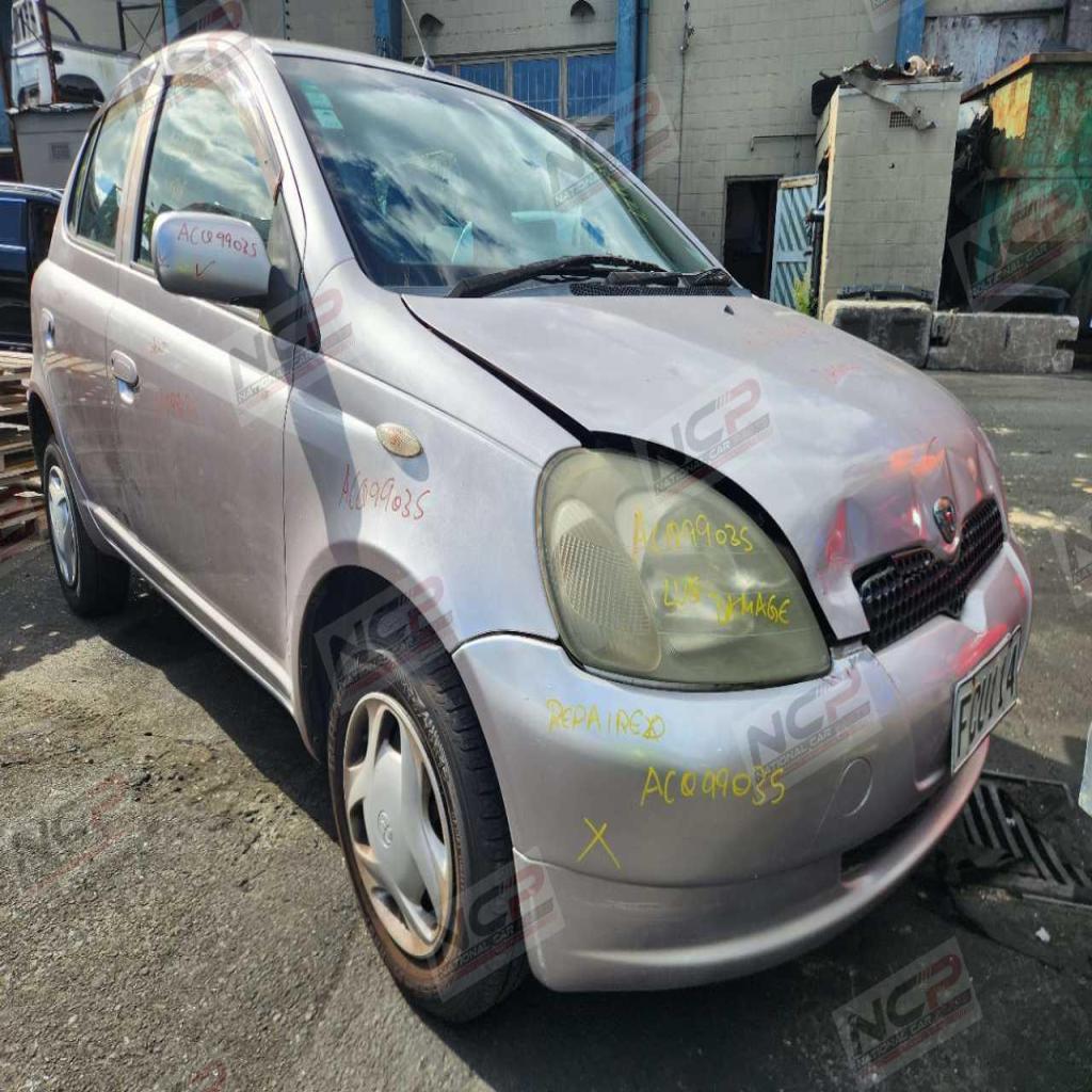 2000 Toyota Vitz