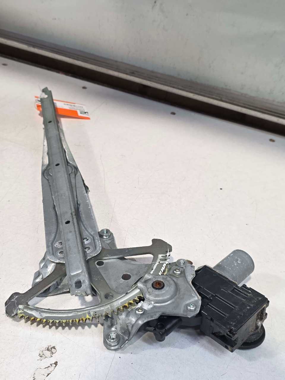 C-HR · NGX10