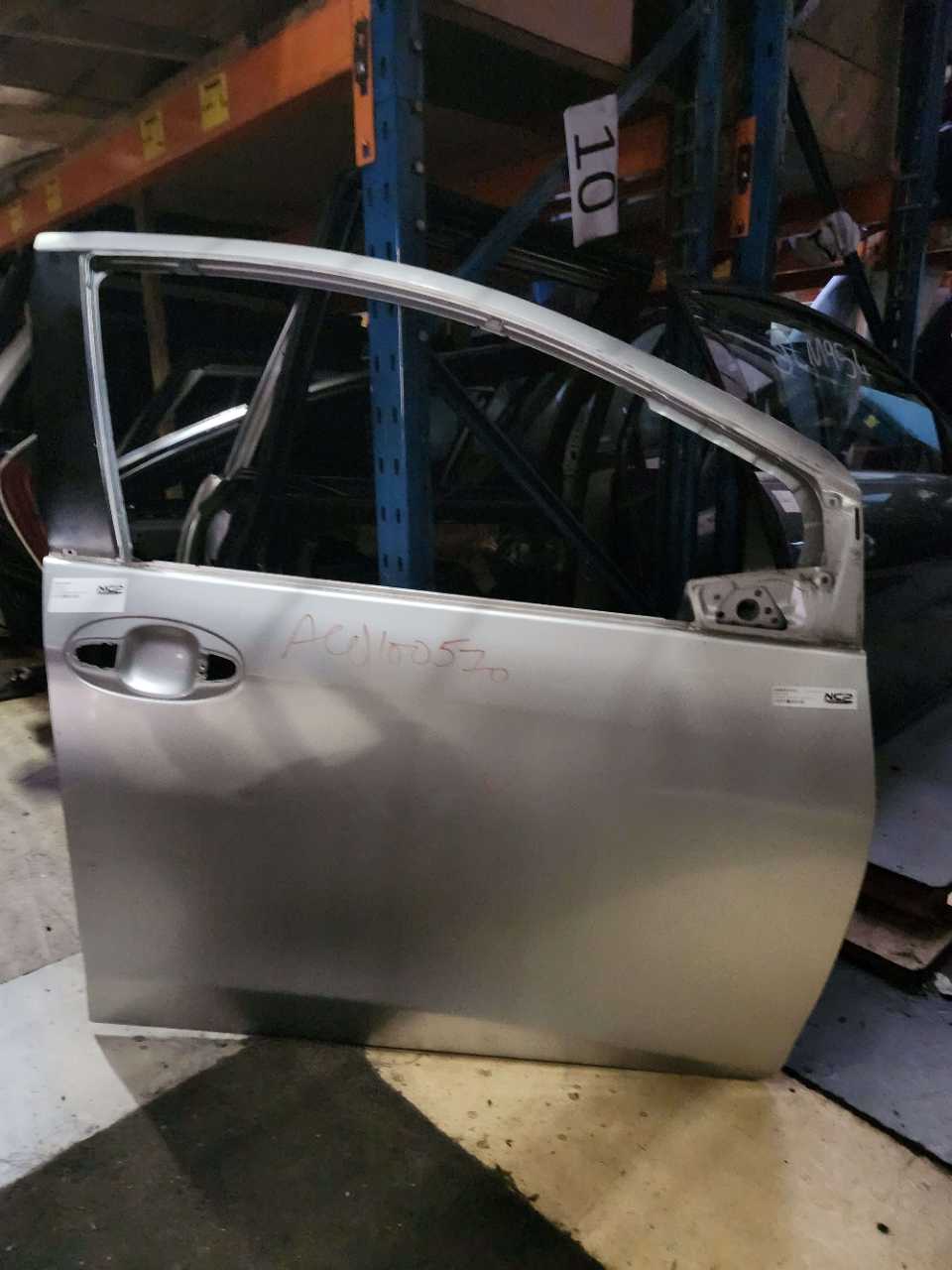 Yaris · NCP90 10/05-on