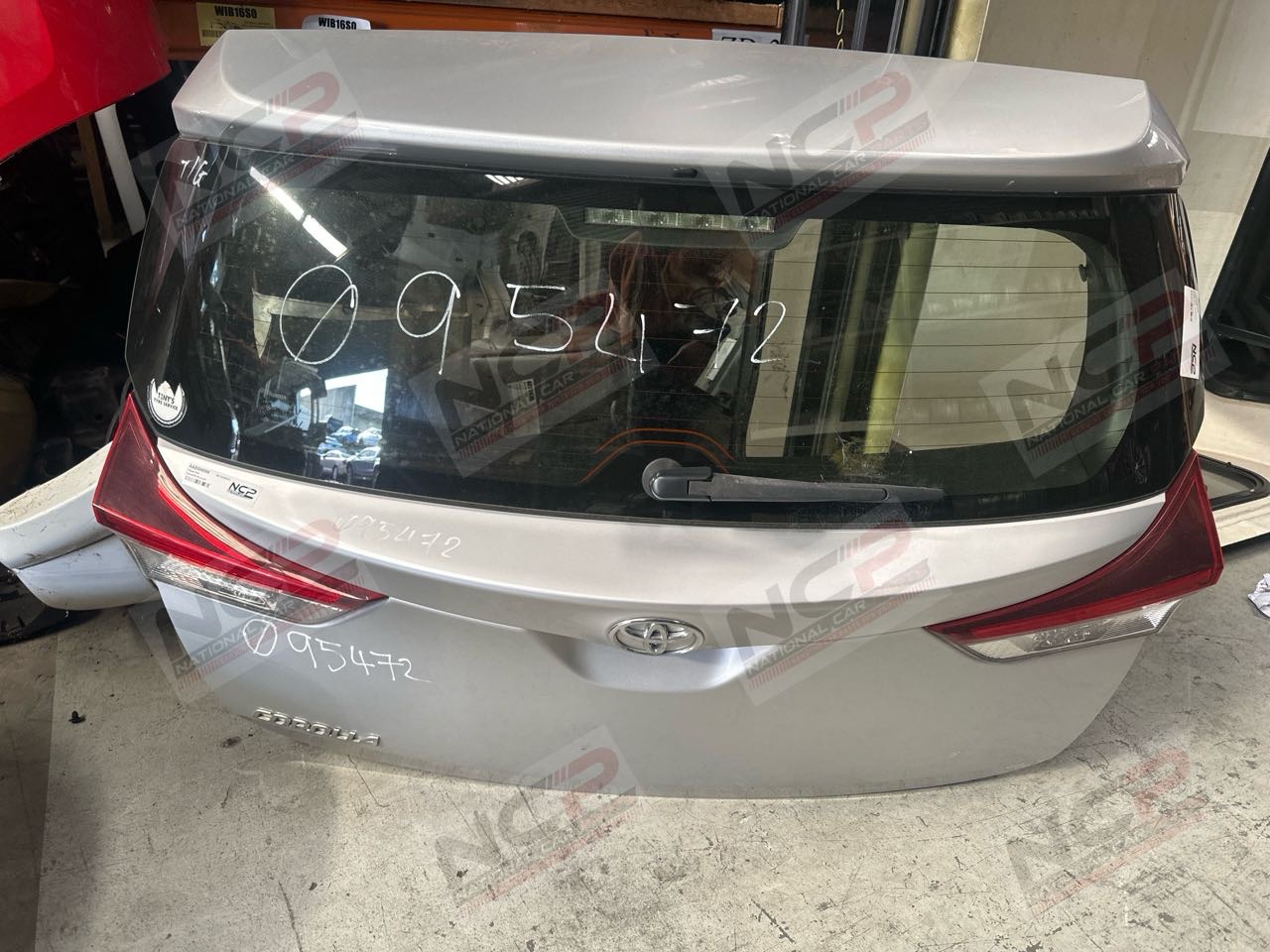 Corolla · ZRE182
