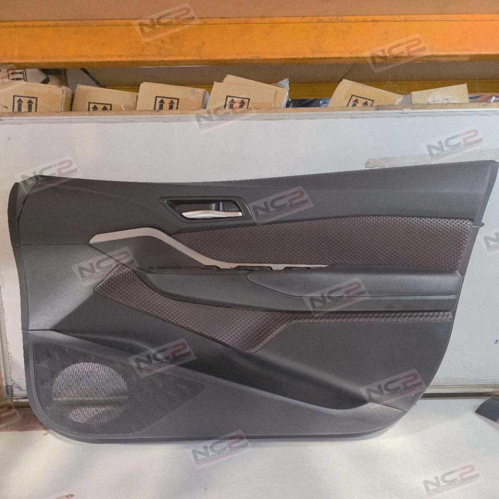 C-HR · NGX10