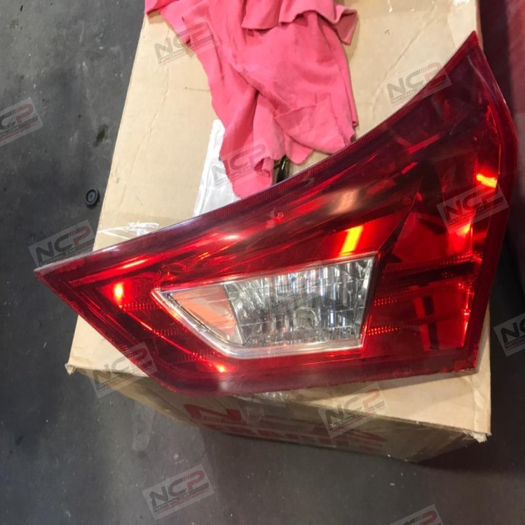 Corolla · ZRE182