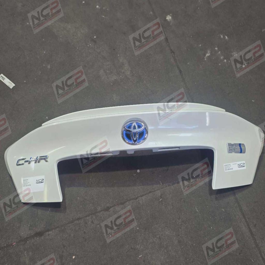 C-HR · NGX10