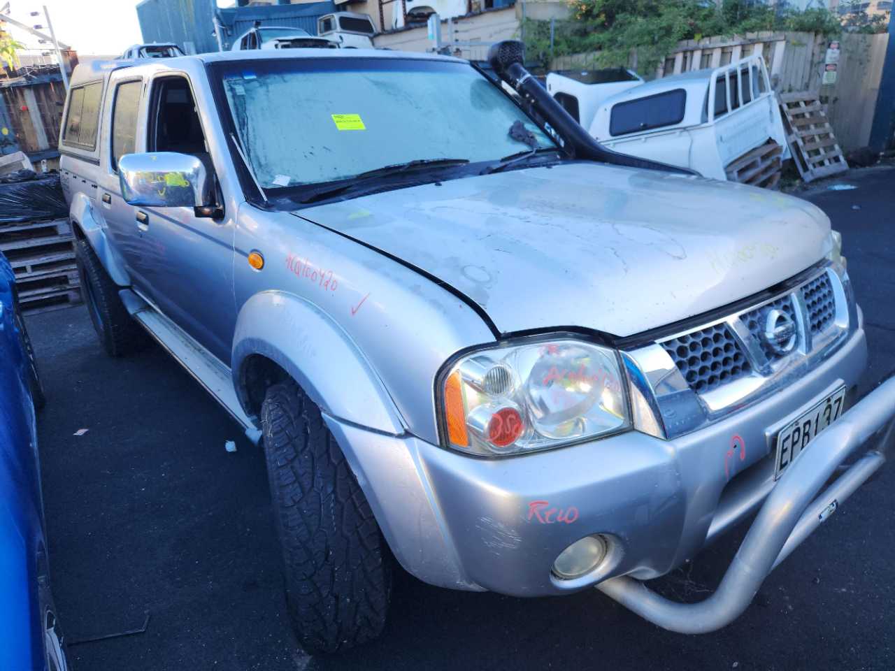 2005 Nissan Navara