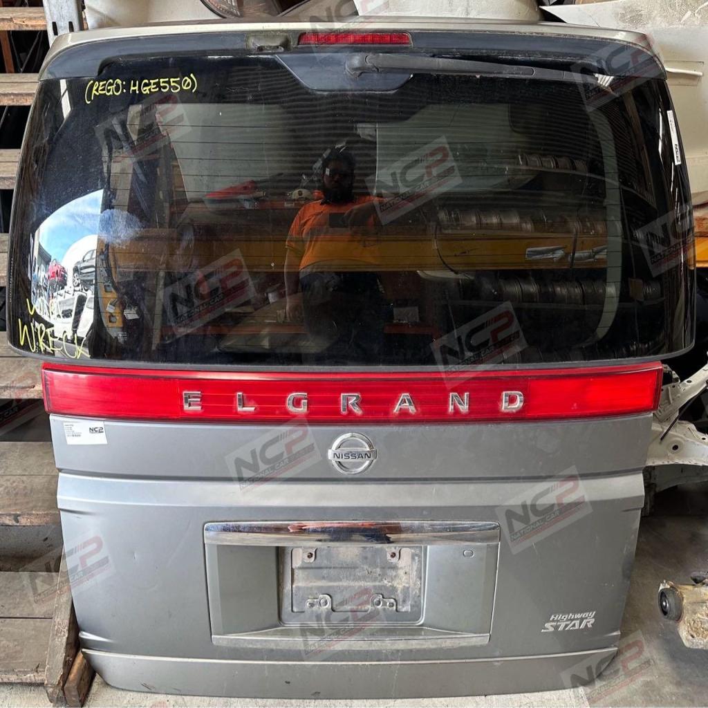 Elgrand · E51 06/02-05/10