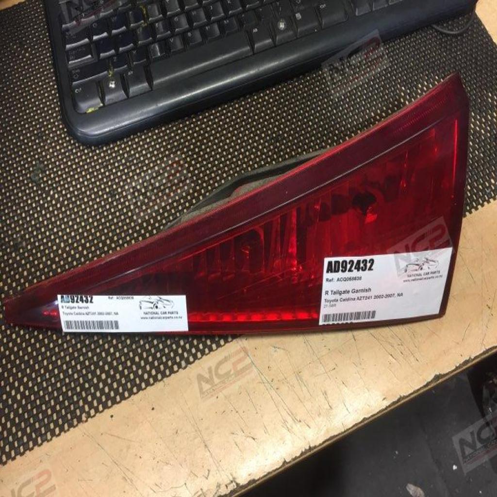 Caldina · AZT241 2002-2007