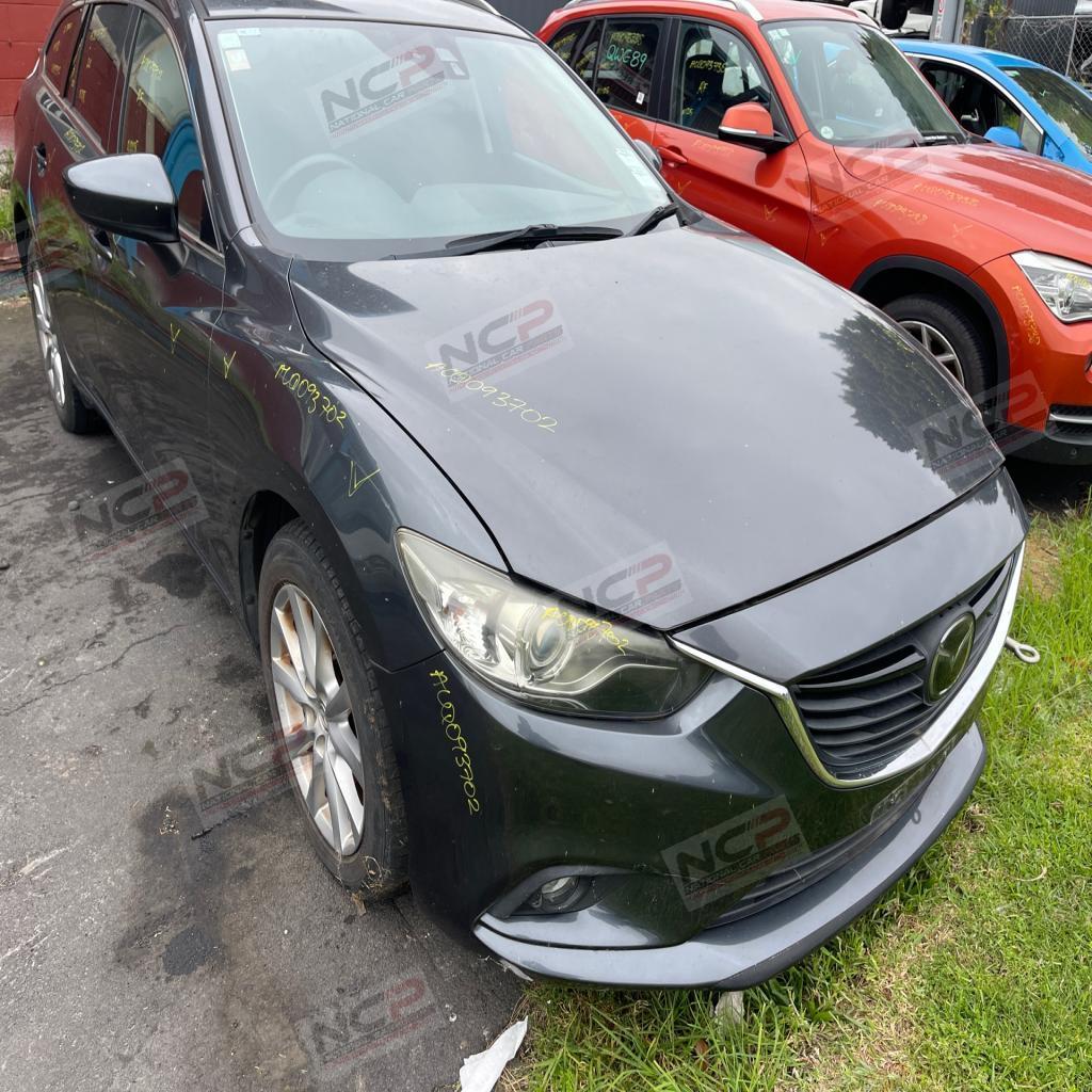2013 Mazda Atenza