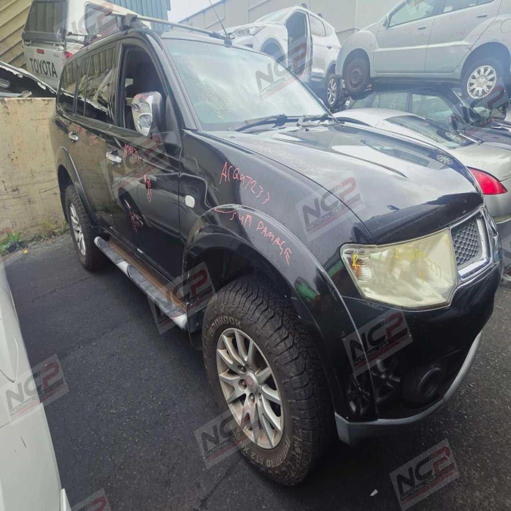 2010 Mitsubishi Challenger