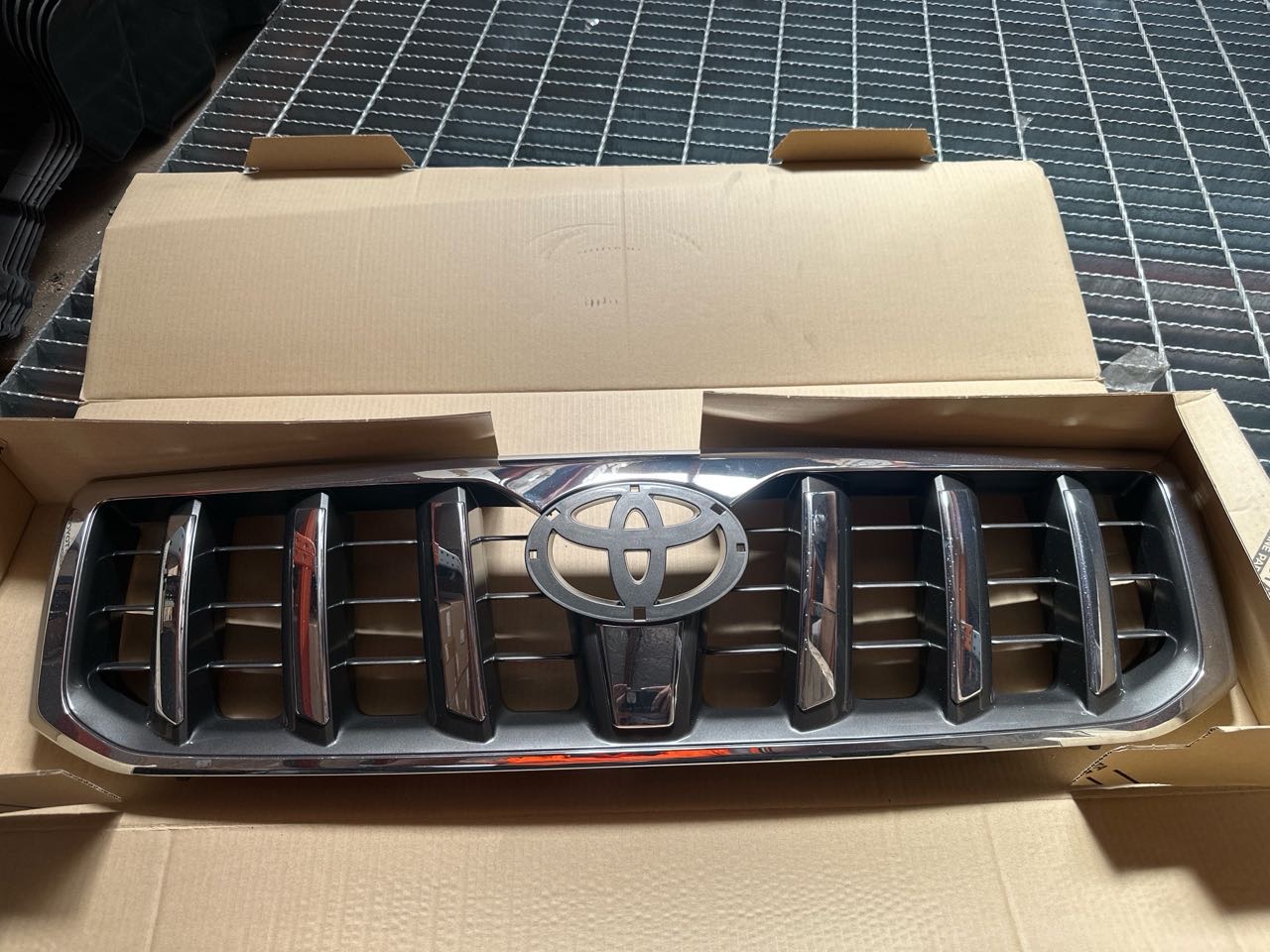 Prado · GRJ120 02/03-10/09