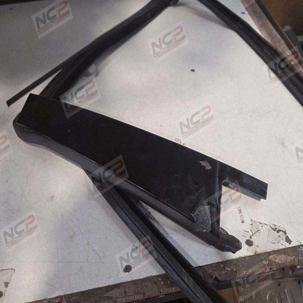 X1 · F48 LCI 2019-2023