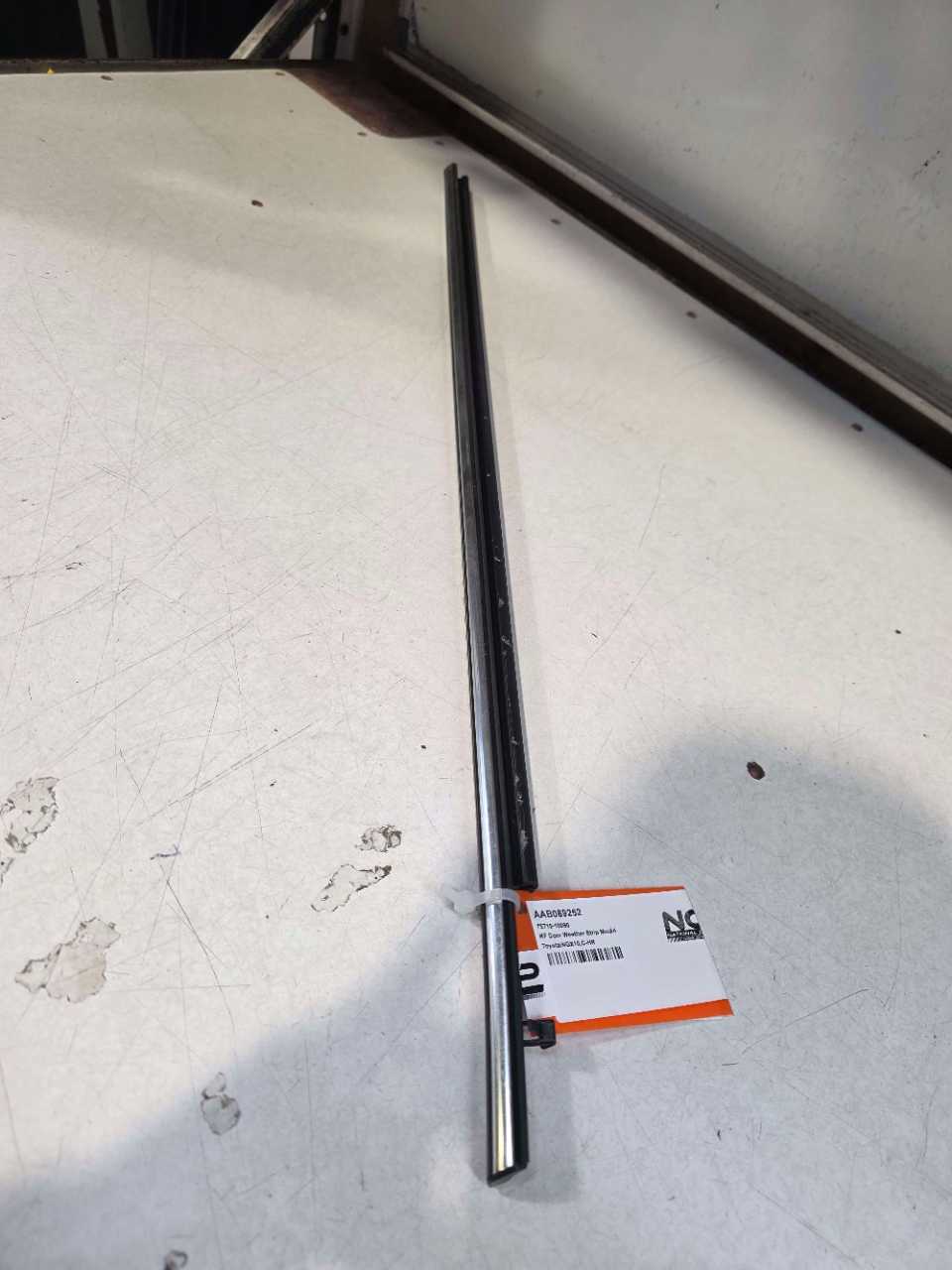 C-HR · NGX10