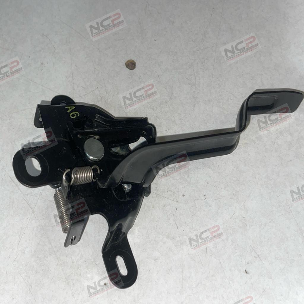 Yaris Cross · XP210 2020-on- y