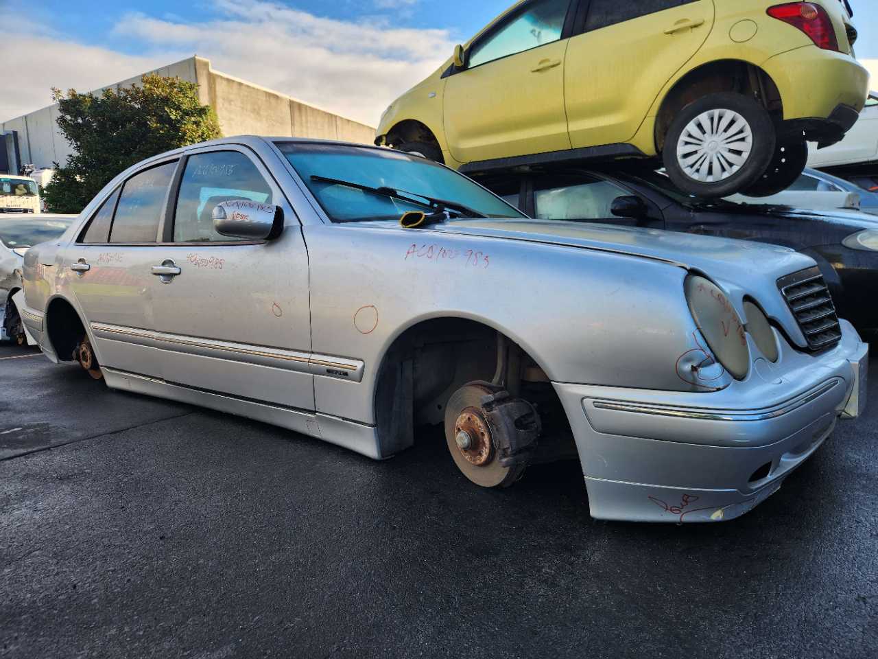 2001 Mercedes-Benz E Class
