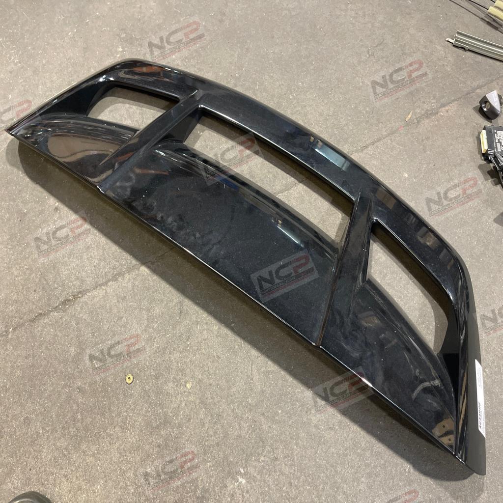 C-HR · NGX10